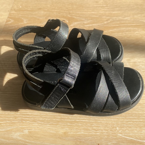 Zara leather toddler sandals - Picture 2 of 5